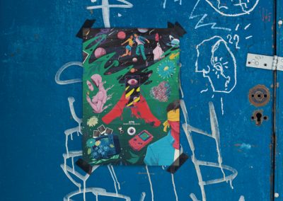 STR – Grabitatea une batez